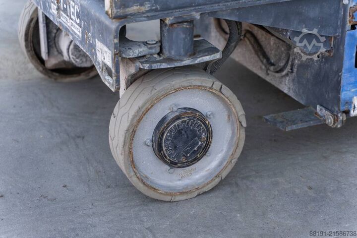 Scherenhebebühne Aichi SV 10