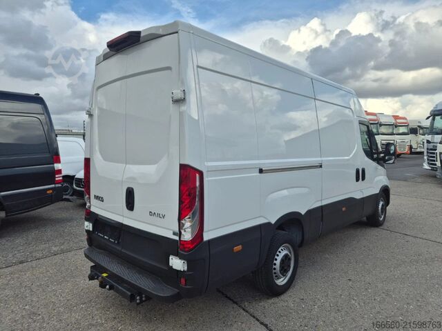 Van Iveco Daily 35 S 14