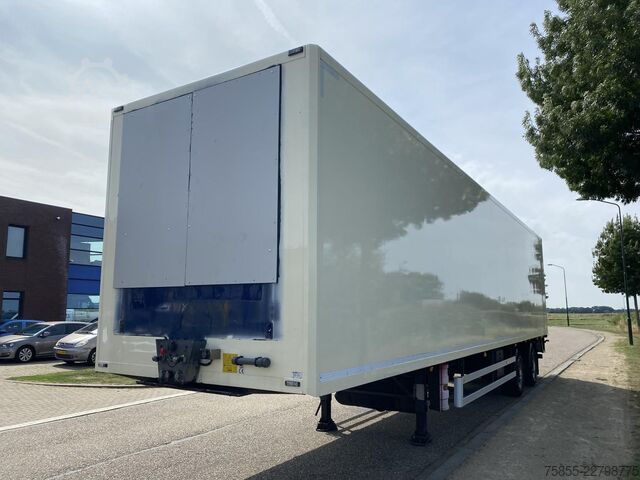 Box body Samro 2-Axle Isobox 12.60 x2.50 x2.50 / 2x Steering A...