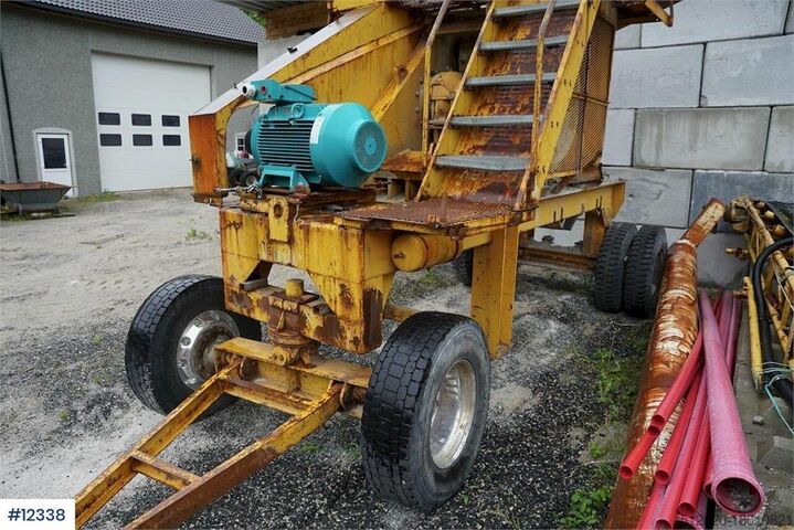 Crusher Svedala P 7550-125 jaw crusher w / electric motor and new