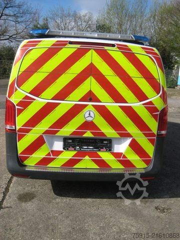 Feuerwehrfahrzeug MERCEDES-BENZ 119 CDI Vito lang 4matic Feuerwehr NEF Notarzt