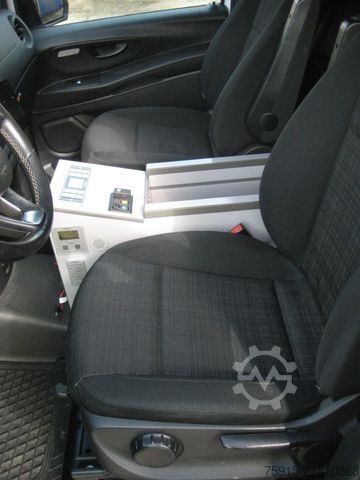 Feuerwehrfahrzeug MERCEDES-BENZ 119 CDI Vito lang 4matic Feuerwehr NEF Notarzt