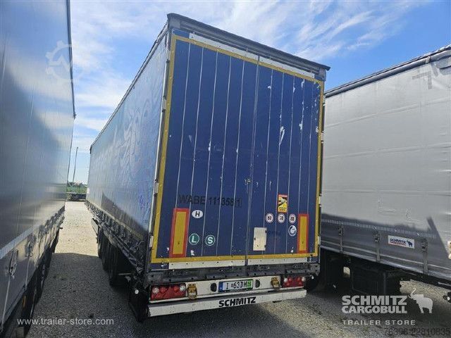 Open semitrailer with tarp Schmitz Cargobull Semitrailer Curtainsider Mega