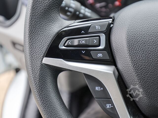 Minibus Maxus DELIVER 9