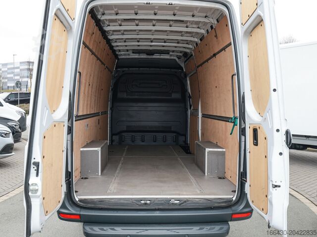Panel van Mercedes-Benz Sprinter 317 CDI Kasten Hochdach Lang Navi Ka