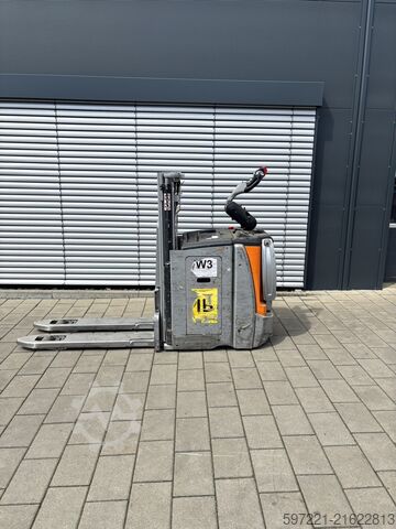Pallet Stackers Still EXDSF20