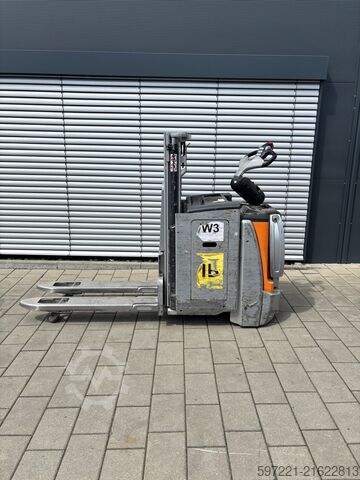 Pallet Stackers Still EXDSF20