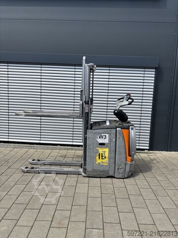 Pallet Stackers Still EXDSF20