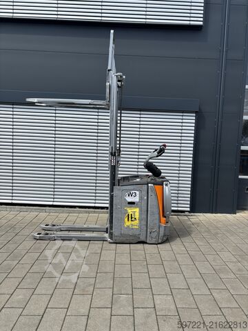 Pallet Stackers Still EXDSF20
