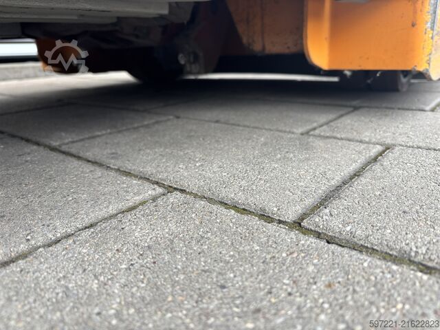 Electric Pallet Trucks Still EXH-S20