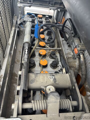 Electric Pallet Trucks Still EXH-S20