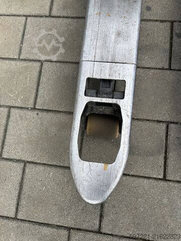 Electric Pallet Trucks Still EXH-S20