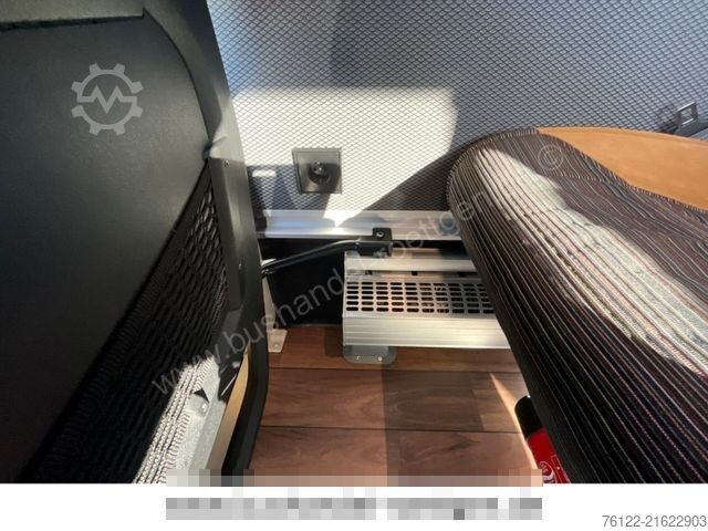 Motor coach MERCEDES-BENZ Tourismo 16 RHD / 516 / R08