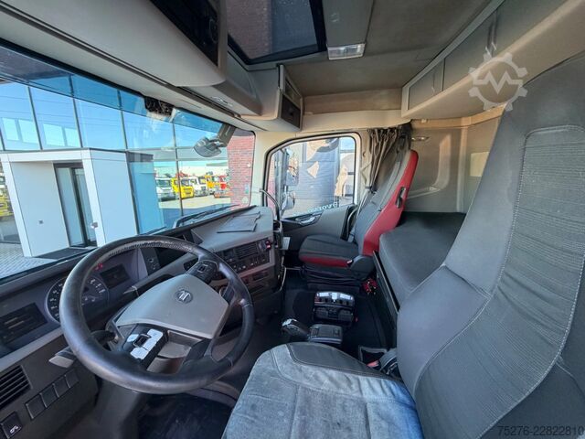 Crane truck Volvo FH 540 6x4 Trekker + Hiab 622 EP-6 HiPro Euro 6