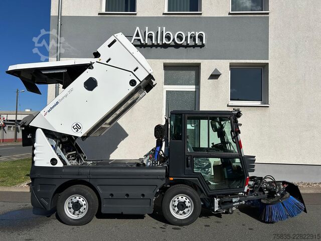 Kehrmaschine Schmidt Swingo 200+