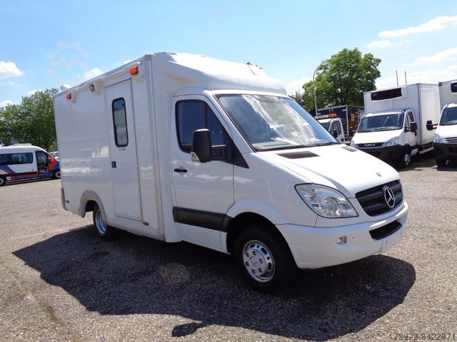 Fire truck MERCEDES-BENZ Sprinter 513*Rettungswagen*Klima*