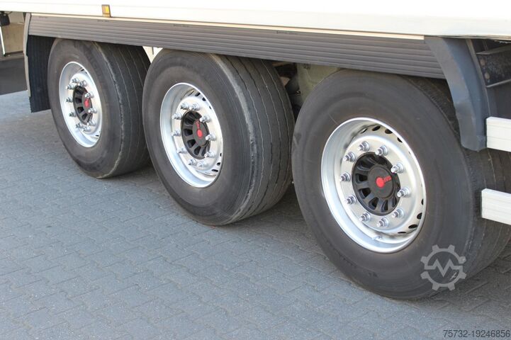 Semitrailer Chereau TK SLXi 300  Doppelstock  FRC06.26   SAF