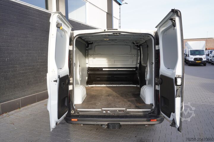 Kastenwagen Renault Trafic 2.0 dCi 120PK EURO 6 - Airco - Navi - Cr...