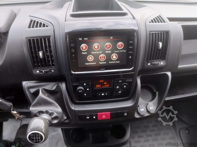 Van with medium wheelbase and medium roof (MWB MR) Peugeot Boxer 33 2.2 BlueHDi 140 S&S PM TM