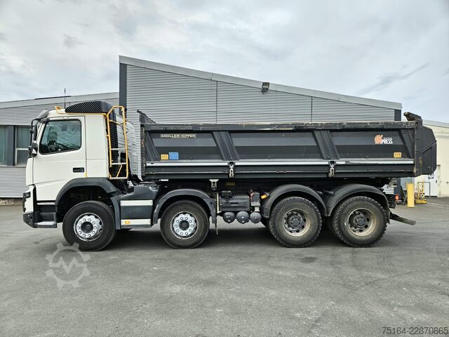 Three-sided tipper truck Volvo FMX 460 8x4 Bordmatik