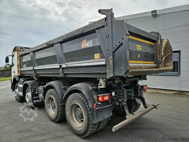 Three-sided tipper truck Volvo FMX 460 8x4 Bordmatik