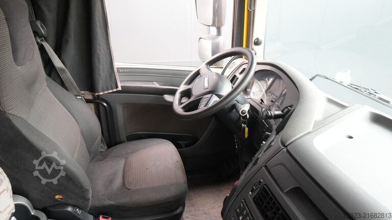 Standard-SZM DAF XF 460 SSC tractor unit