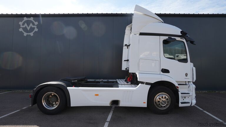 Standard-SZM Mercedes-Benz Actros 1936 tractor unit 460.300km MIRRORCAM