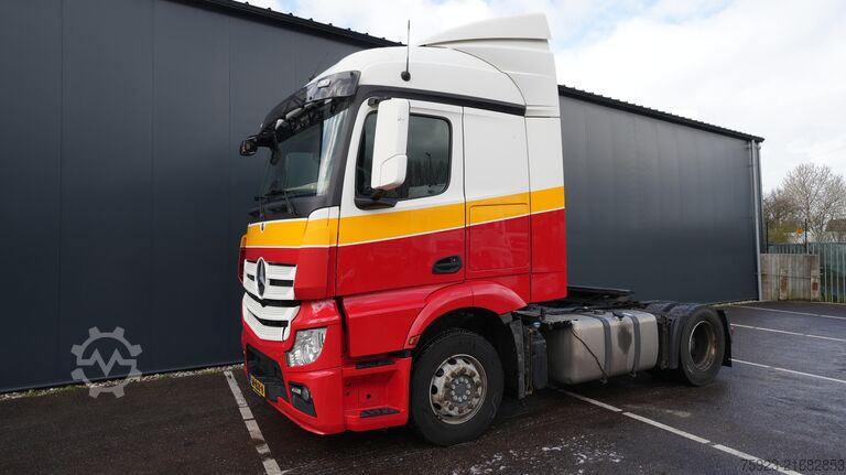 Standard-SZM Mercedes-Benz Actros 1942 tractor unit
