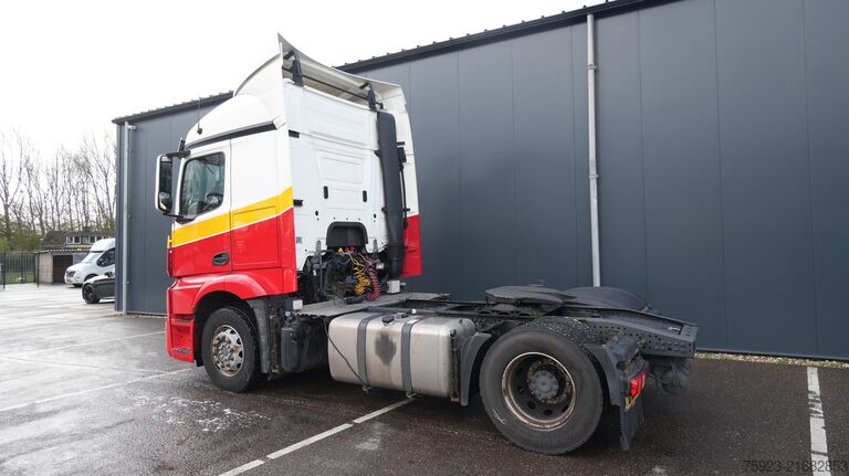 Standard-SZM Mercedes-Benz Actros 1942 tractor unit
