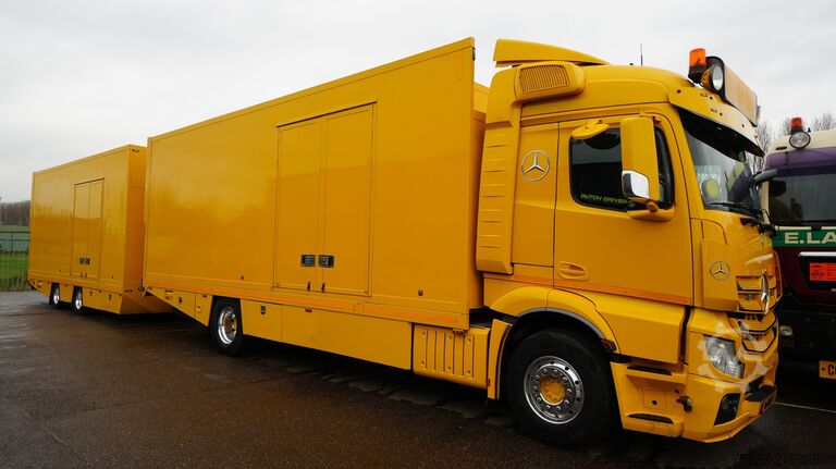 Car carrier van Mercedes-Benz ACTROS 1942 CAR TRANSPORTER COMBI WITH TIJHOF T...