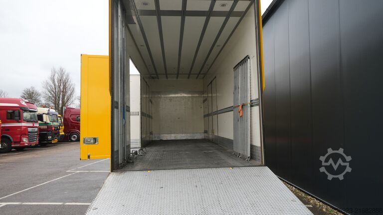 Car carrier van Mercedes-Benz ACTROS 1942 CAR TRANSPORTER COMBI WITH TIJHOF T...