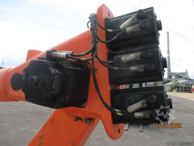 Industrial robots robot KUKA (1753)