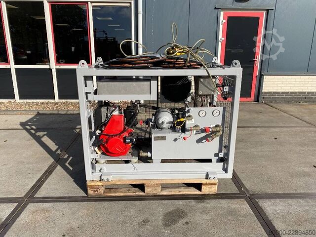 Low loader Lombardini Powerpack