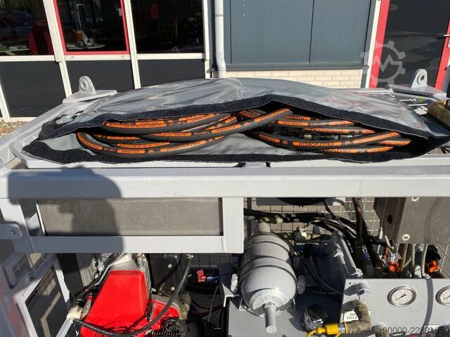 Low loader Lombardini Powerpack