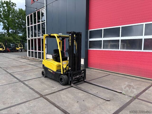 Forklift Hyster J2.0 XN LWB 2000 kg triplo/sideshift/ spreader