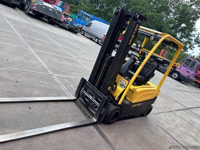 Forklift Hyster J2.0 XN LWB 2000 kg triplo/sideshift/ spreader