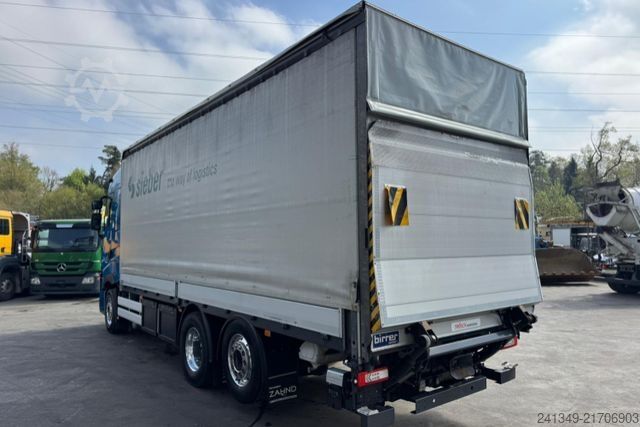 Flatbed truck with tarp RENAULT T520 6x2
