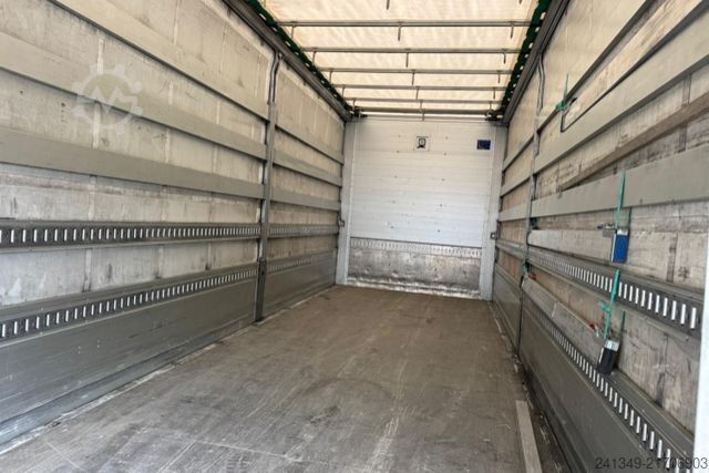 Flatbed truck with tarp RENAULT T520 6x2