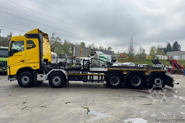 Truck chassis VOLVO FH-500 10x4