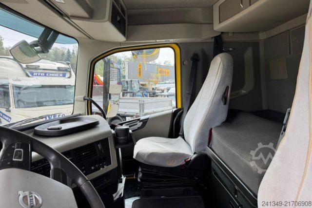 Truck chassis VOLVO FH-500 10x4