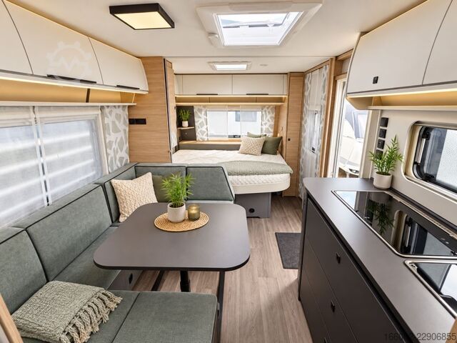 Wohnwagen FENDT Apero Activ 560 SKM Klimaanlage Truma Aventa Com
