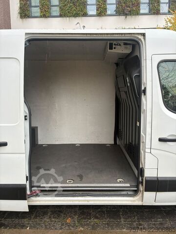 Kastenwagen RENAULT MASTER 2,3 * PHARMA ZERTIFIKAT * KLIMA *