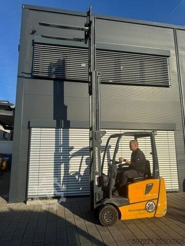 Elektrisch – 3 Räder Jungheinrich EFG 215