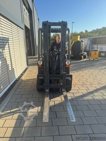 Elektrisch – 3 Räder Jungheinrich EFG 215