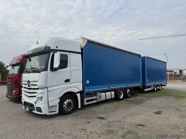 LKW mit Pritsche & Plane Mercedes-Benz Actros 2551