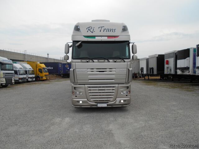 LKW mit Pritsche & Plane DAF XF 105.460 6x2 CENTINA + SPONDA