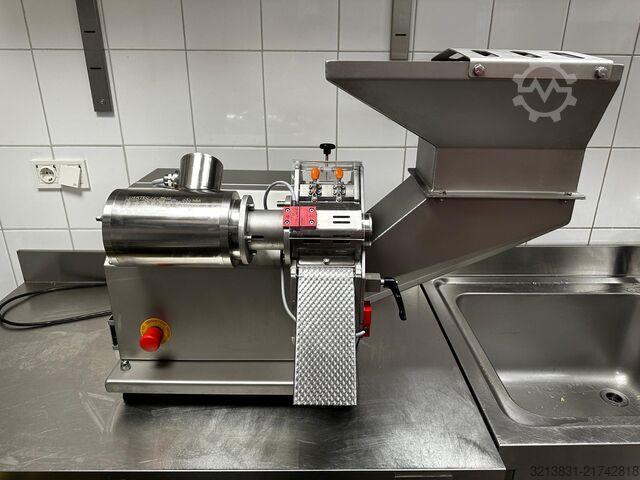 Marcelissen Slitmaster French Fry Cutter Marcelissen (Niederlande) Slitmaster 85 French Fry Cutter