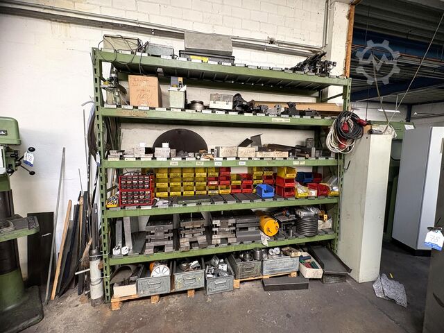 Schwerlastregal ohne Inhalt Heavy-duty Shelving 