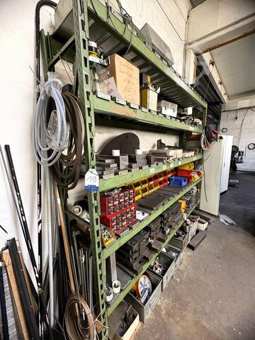Schwerlastregal ohne Inhalt Heavy-duty Shelving 