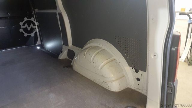 Kastenwagen VOLKSWAGEN T6.1 Transporter lang 4M LED AHK SITZHZ STANDHZ
